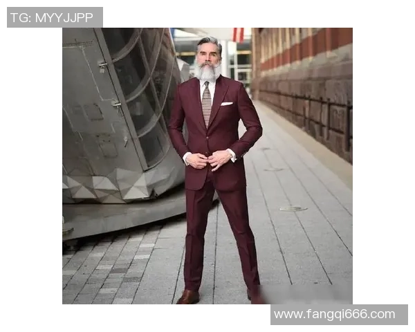 欧美足球球星西装穿搭风格大赏：时尚与运动气质的完美融合